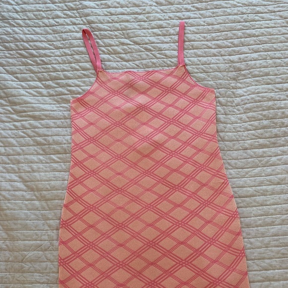 Tight zara dresss - Picture 3 of 4